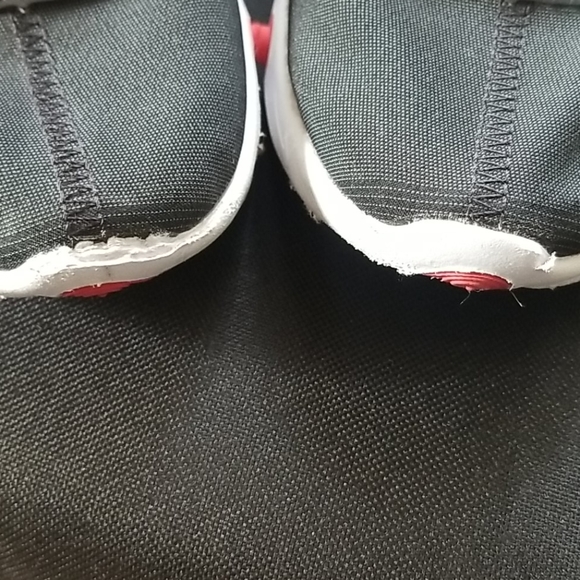 Nike React running shoe - Picture 3 of 6